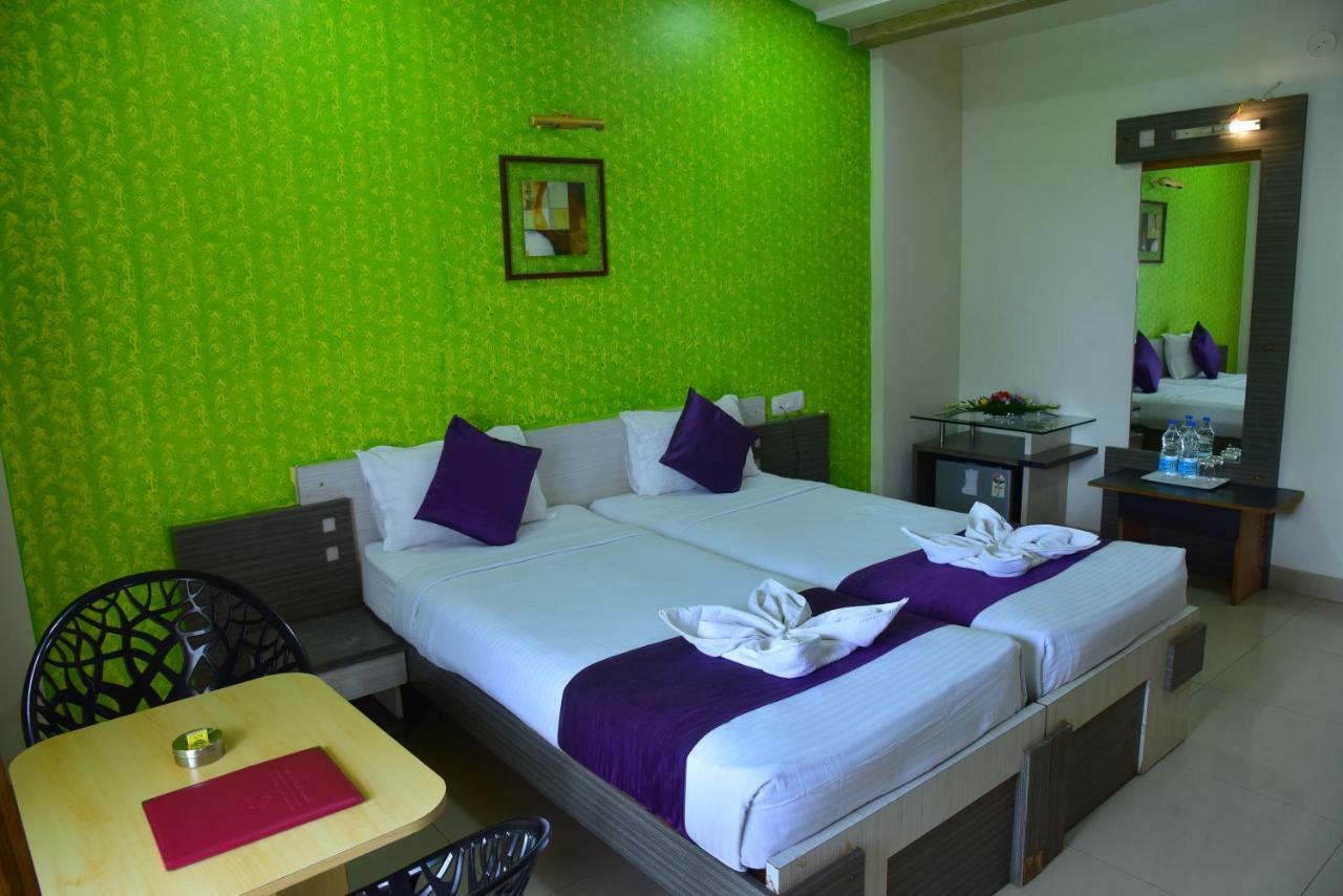 Palette - Spring Hills Resort Pirangut Esterno foto