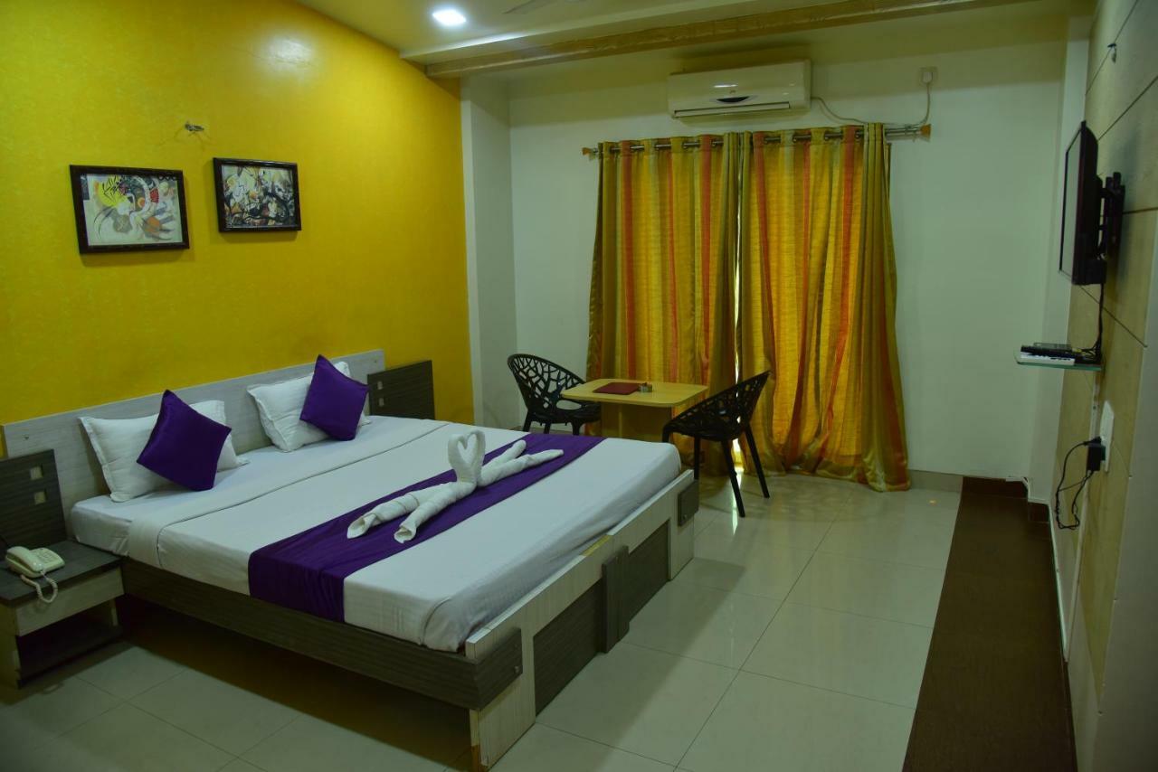 Palette - Spring Hills Resort Pirangut Esterno foto