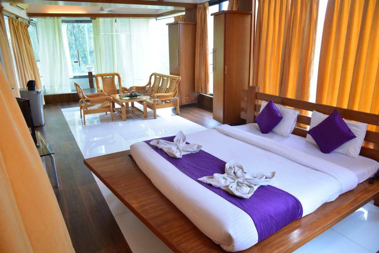Palette - Spring Hills Resort Pirangut Esterno foto