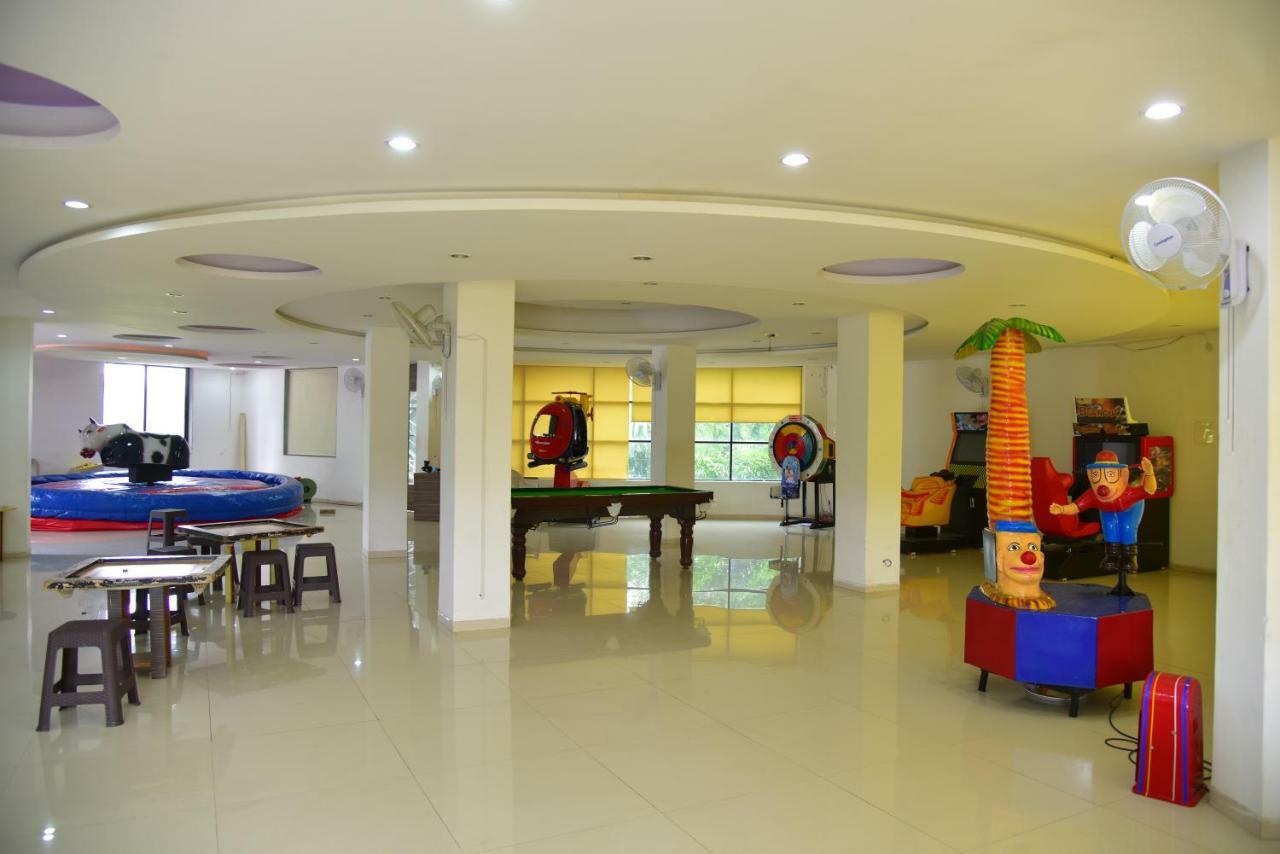 Palette - Spring Hills Resort Pirangut Esterno foto